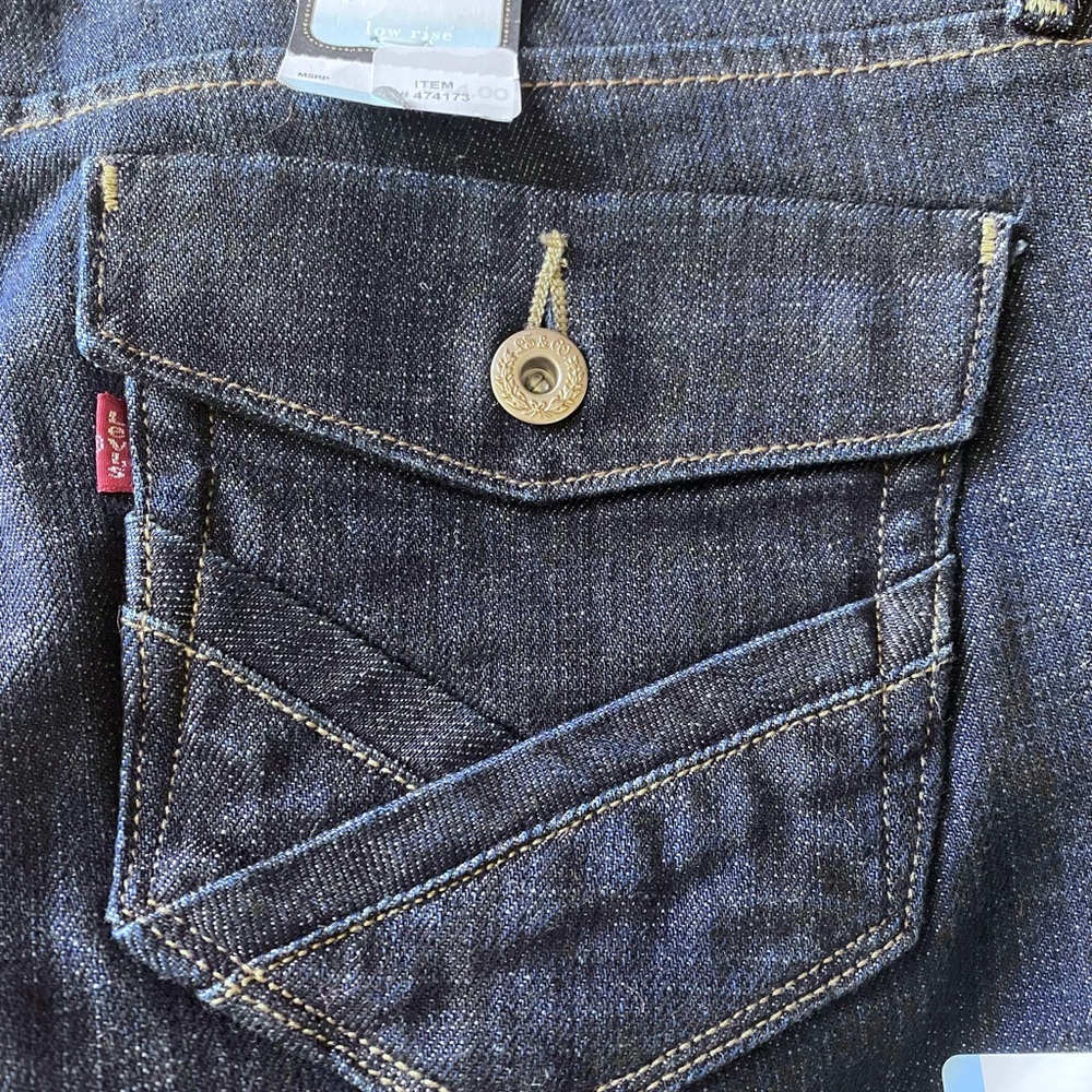 Ladies Levi’s Size 12 Platinum Flare Jeans - Picture 2 of 8